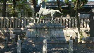 富岡八幡宮 神馬像
