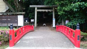 駒繋神社 一の鳥居と神橋