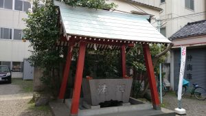 秋葉神社(松が谷) 手水舎