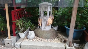 三崎稲荷神社 百度石