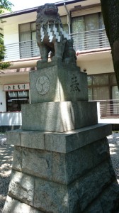 雪ヶ谷八幡神社 狛犬 (2)
