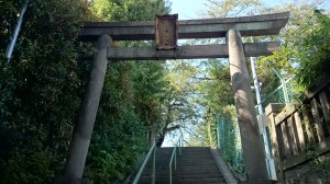 筑土八幡神社 1726(享保11)年建立の区内最古の鳥居