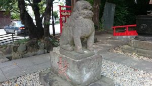 鎮守氷川神社 拝殿前狛犬 吽