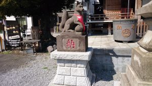 三輪里稻荷神社(こんにゃく稲荷) 狐像 (1)