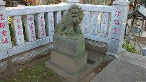 西台天祖神社 社頭の狛犬 (1)