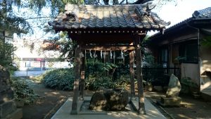 前野熊野神社(東熊野神社) 手水舎