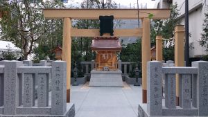 日本橋薬祖神社 鳥居