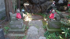 駒込日枝神社(朝日山王宮) 日吉稲荷神社 神狐像